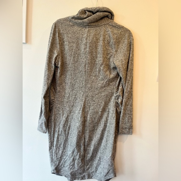 Maternity sweater dress - Picture 2 of 3